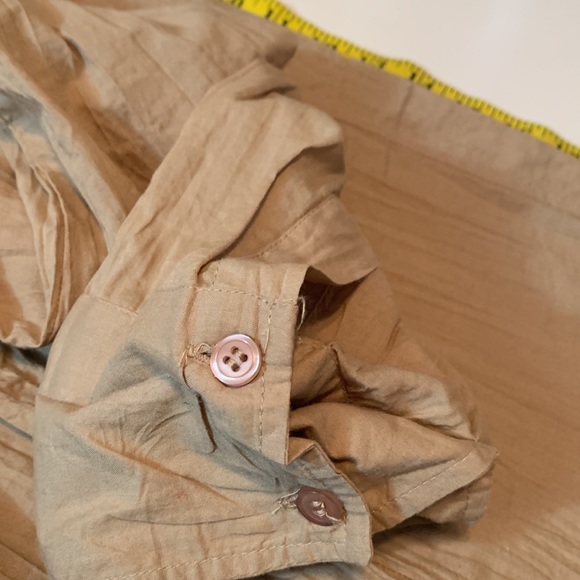 Style &co. 100% Cotton 3/4 Tabbed Sleeves Tan Button Down Shirt - Picture 10 of 10